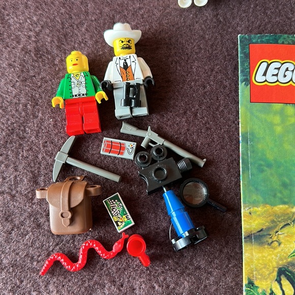 LEGO Adventurers Jungle 5936 Spider's Secret - Picture 2 of 9